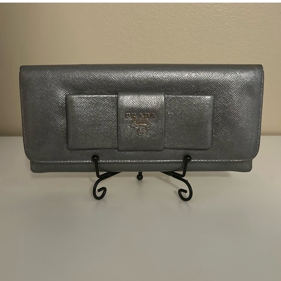 Prada Milano Long Bow Metallic Wallet 8x4 - Picture 2 of 16